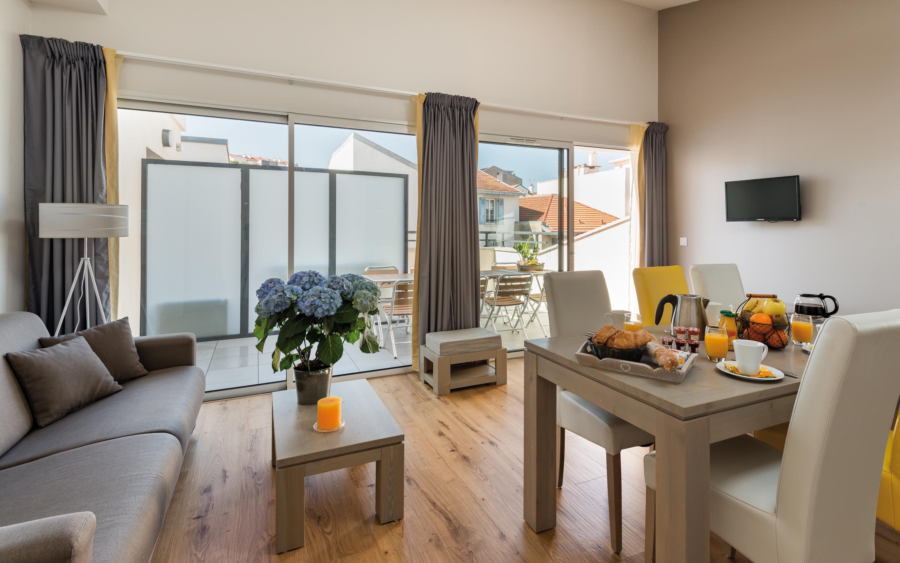 Lagrange Vacances Les Patios Eugenie Biarritz Luaran gambar