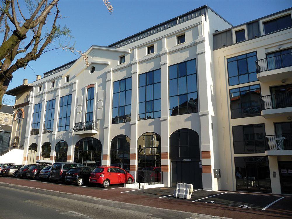 Lagrange Vacances Les Patios Eugenie Biarritz Luaran gambar