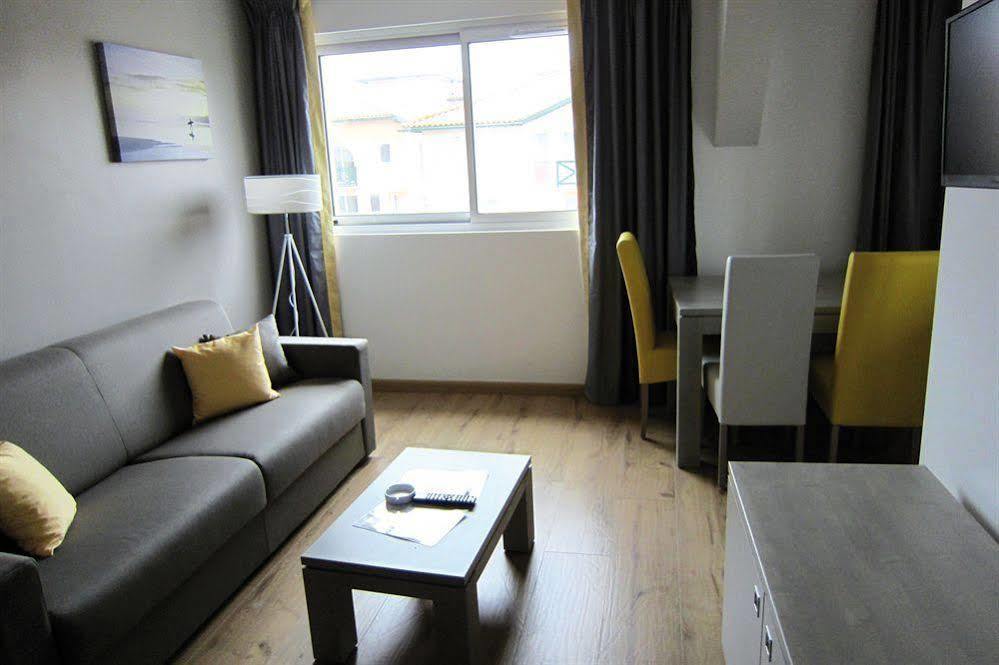 Lagrange Vacances Les Patios Eugenie Biarritz Luaran gambar